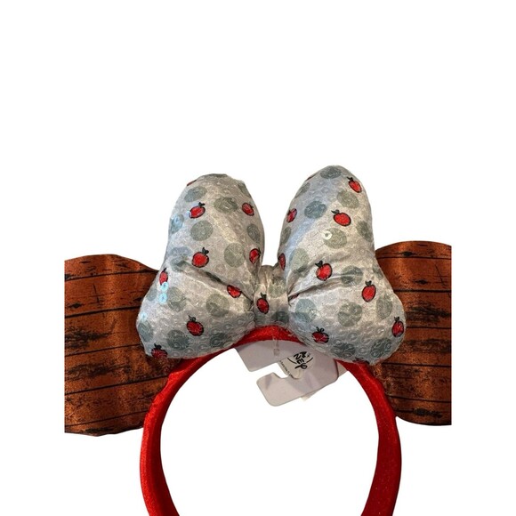 Disney Christmas 2025 Lil Rin Rin Plush Badge Red New